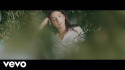 Mae Muller 'The Hoodie Song' Music Video