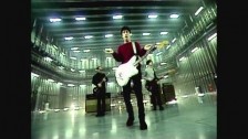 Johnny Marr 'Upstarts' music video
