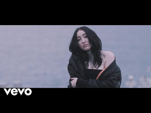 Noah Cyrus Again 2017 Imvdb