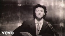Paul Young 'Softly Whispering I Love You' music video