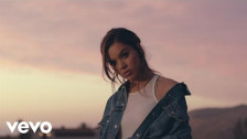 Hailee Steinfeld 'Let Me Go' music video