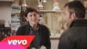 Gianni Morandi 'Prima Che Tutto Finisca' Music Video