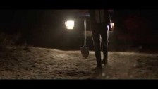 Xander Duell 'Earth On Its Axis' music video
