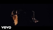 Vera Blue 'Mended' music video