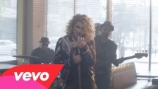 Tori Kelly 'Nobody Love' music video
