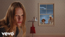 Audrey Hobert 'Thirst Trap' music video