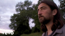Noah Kahan 'Stick Season' music video