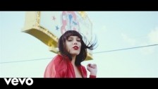 Emily Vaughn 'Mood' music video