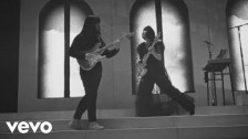 Khruangbin 'Pon Pón' music video