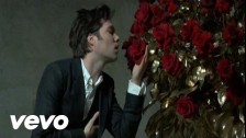 Rufus Wainwright 'Going to a Town' music video