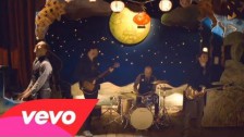 Coldplay 'Christmas Lights' music video