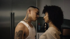RINI 'My Favourite Clothes' music video
