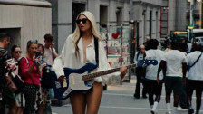 Blu DeTiger 'N.Y. Baby' music video
