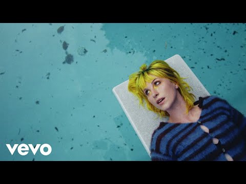 Hayley Wiliams - Glum (2025) Обложка: Hayley Wiliams - Glum (2025)