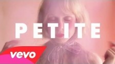 Petite Meller 'Backpack (Marlin Remix)' music video