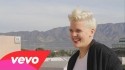 Betty Who 'Heartbreak Dream' Music Video