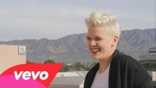 Betty Who 'Heartbreak Dream' music video