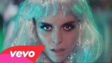 Kyla La Grange 'The Knife' music video