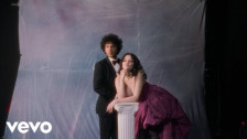 Selena Gomez & Benny Blanco 'Talk' music video
