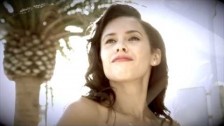 Carmen Perez 'I Love The Way You Kiss' music video