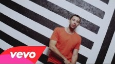Example 'Kids Again' music video