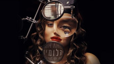Noa Kirel 'Bling Bling' music video