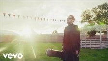 Gavin James 'Nervous (The Ooh Song) (Mark McCabe Remix)' music video