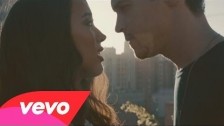 Alex & Sierra 'Scarecrow' music video