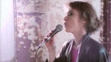 Suzanne Vega 'Left Of Center' music video