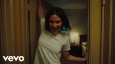 Gracie Abrams 'Risk' music video