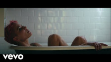 Halsey 'Without Me' music video