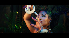 Shenseea 'Run Run' music video