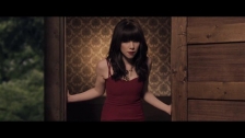 Carly Rae Jepsen 'Curiosity' music video