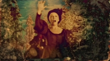 Annie Lennox 'God Rest Ye Merry Gentlemen' music video