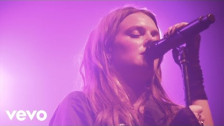 Tove Lo 'Thousand Miles' music video