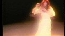 Kate Bush 'Wuthering Heights' music video