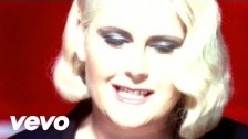 Alison Moyet 'Getting Into Something' music video