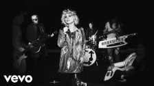 Blondie 'Fun' music video