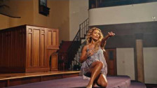 DaniLeigh 'Goosebumps' music video
