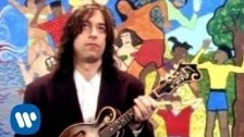 R.E.M. 'Shiny Happy People' music video