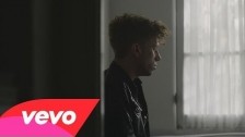 Erik Hassle 'No Words' music video
