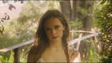 Suzanna Son 'pockets full of posey' music video