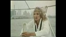 Rod Stewart 'Sailing' music video