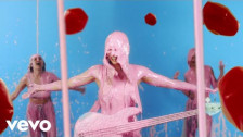 Blu DeTiger 'Hot Crush Lover' music video