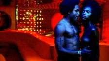 Lenny Kravitz 'Black Velveteen' music video