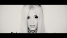 Poppy 'Voicemail' music video