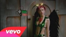 Natalia Oreiro 'Que Digan Lo Que Quieran (Alternative Version)' music video