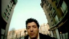 Rachid Taha 'Voilà, voilà, qu'ça r'commence' music video