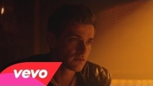 Josef Salvat 'Hustler' music video
