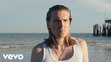 Alex Cameron 'Runnin' Outta Luck' music video